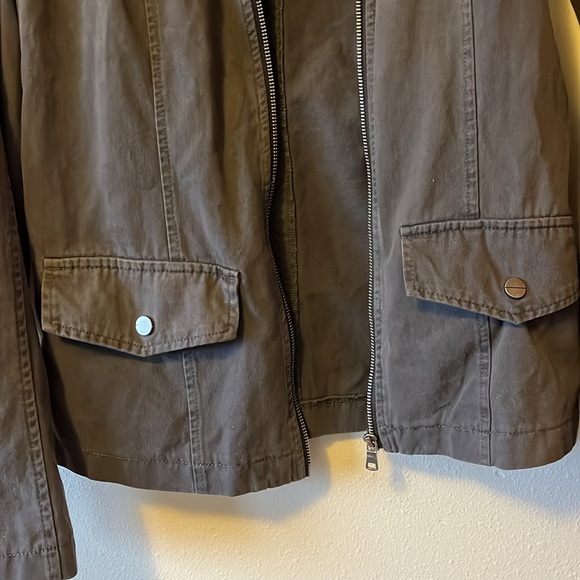 Maurice’s jacket - Picture 3 of 7